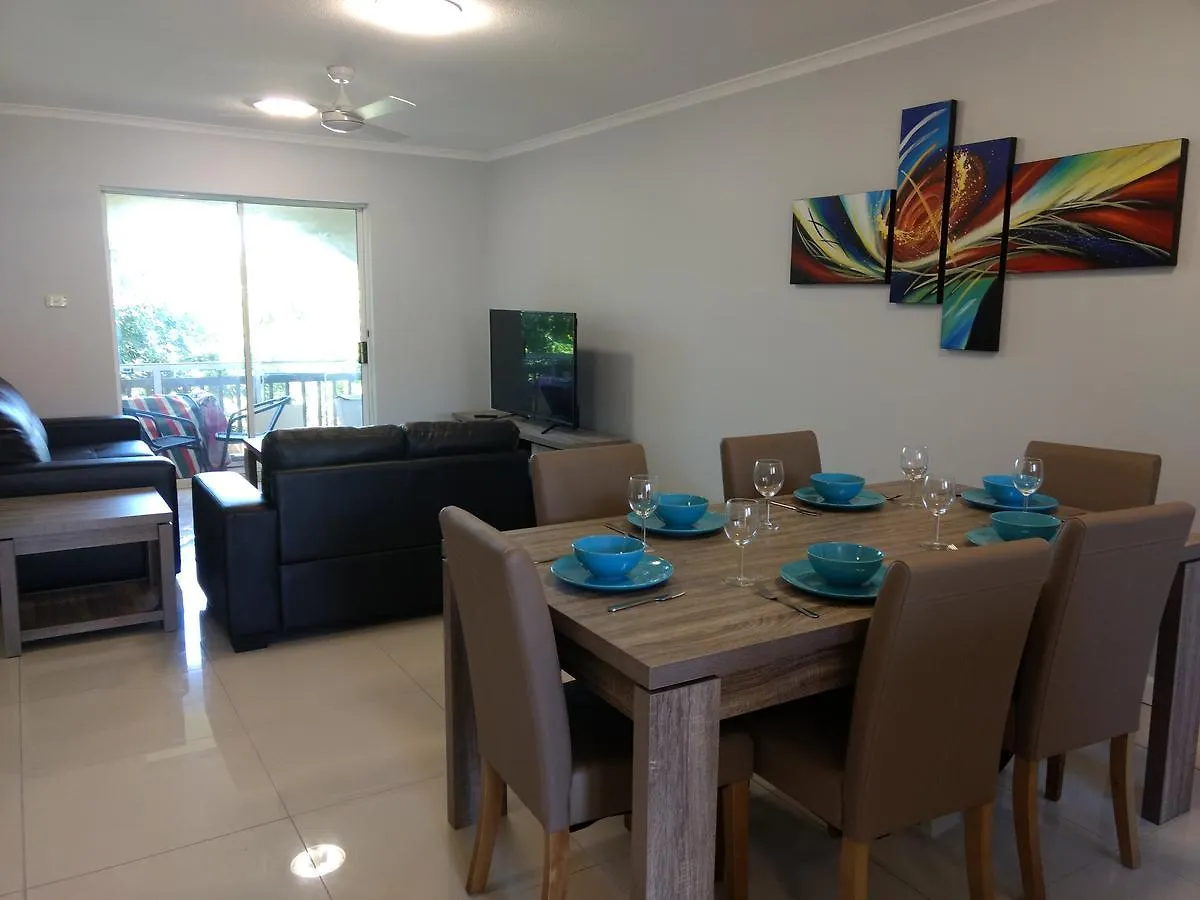 Oasis Private 2 Bed Apartment Καλούντρα